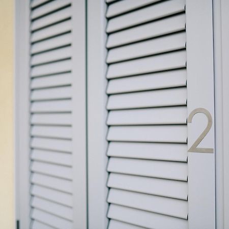 Lora Rose Suite ,Free Parking, Self Check In,2 Como Exteriér fotografie