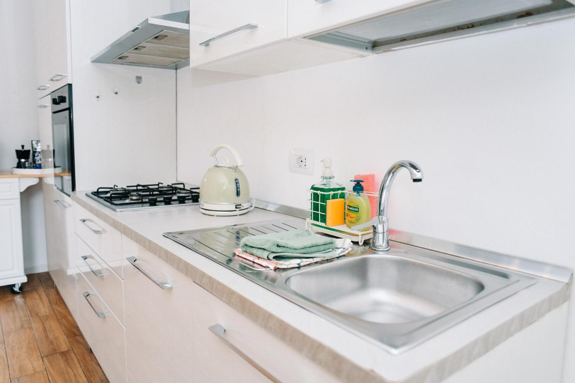 Lora Rose Suite ,Free Parking, Self Check In,2 Como Exteriér fotografie