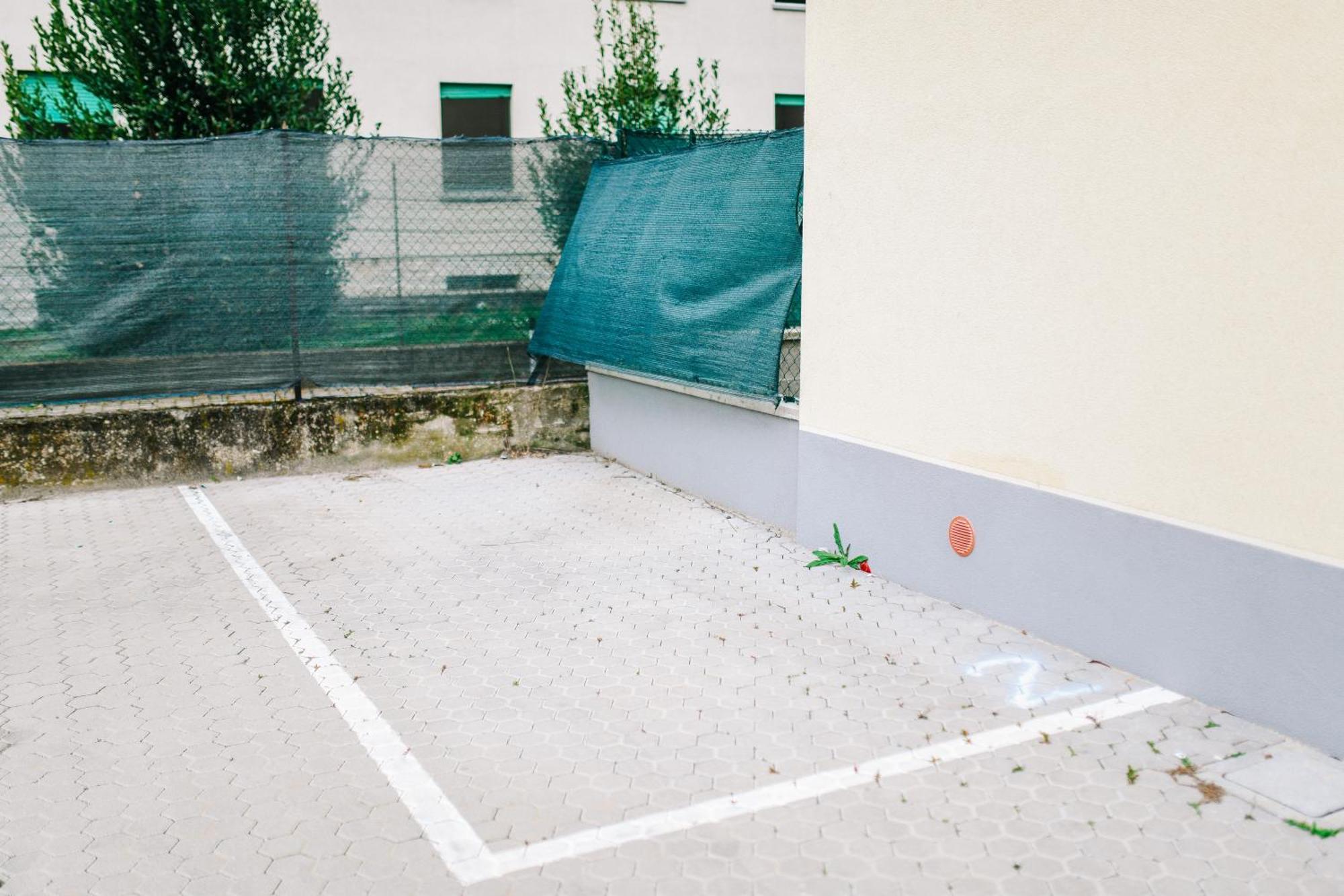 Lora Rose Suite ,Free Parking, Self Check In,2 Como Exteriér fotografie