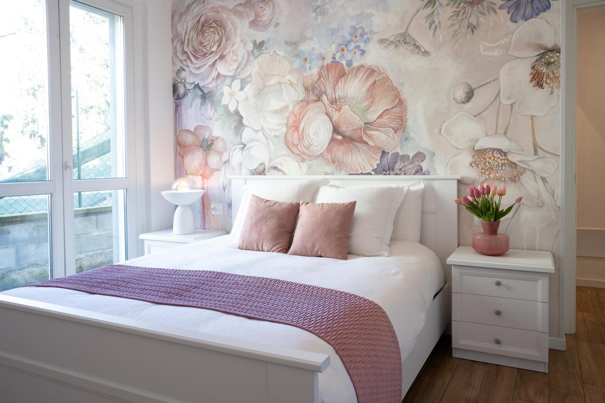 Lora Rose Suite ,Free Parking, Self Check In,2 Como Exteriér fotografie